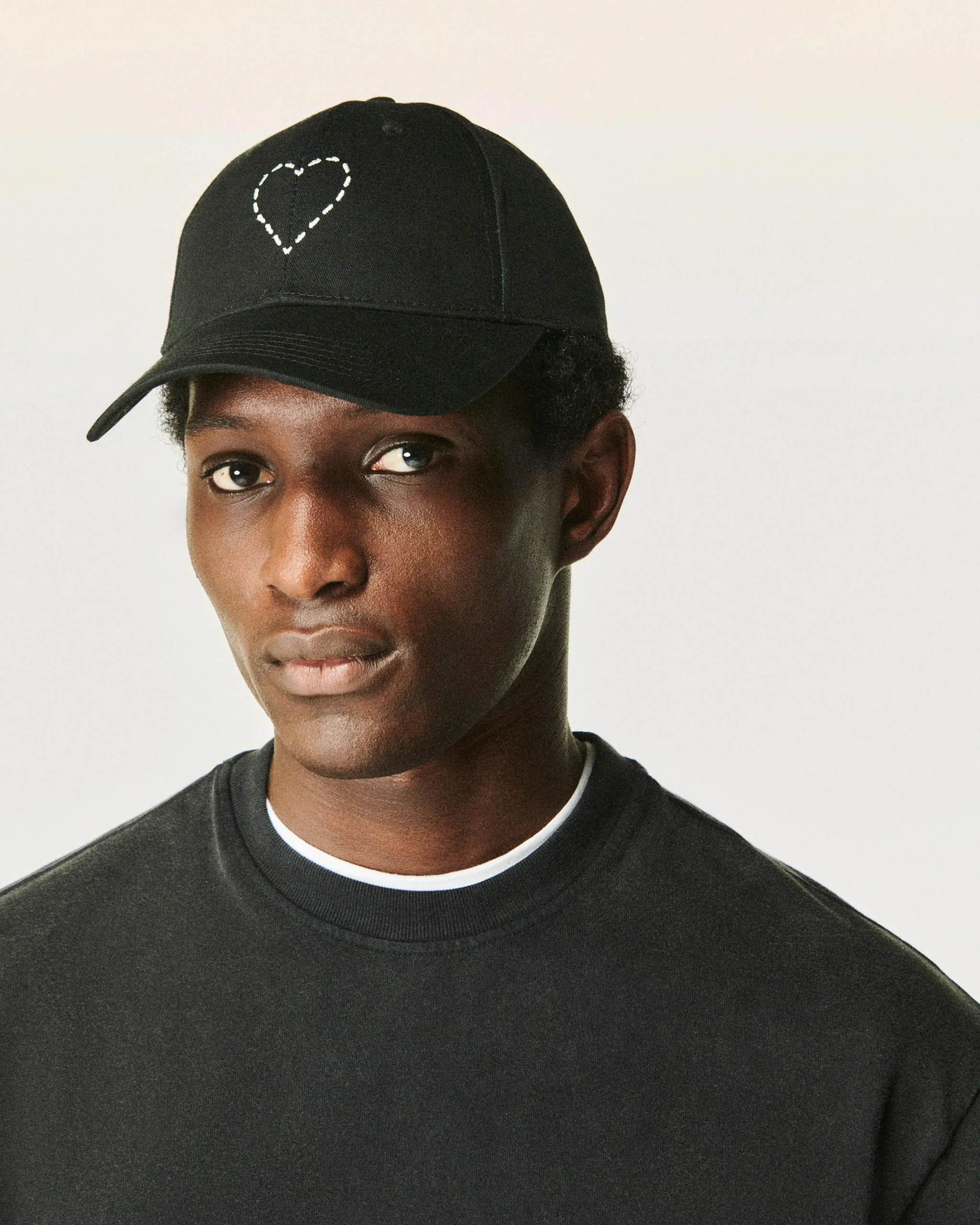 casquette__visire_courbe_coeur_2-1.webp Casquette à Visière Courbée Coeur^FROM FUTURE Hot