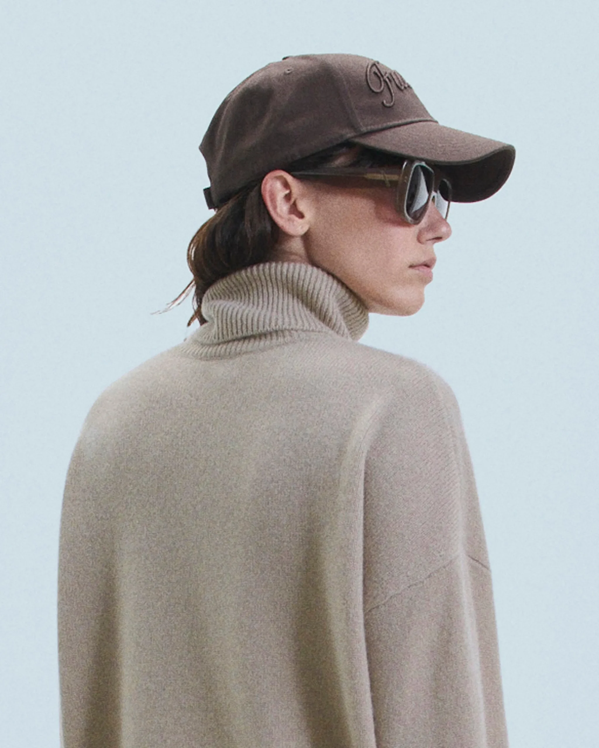 casquette__visire_courbe_future_1.webp Casquette à Visière Courbée Future^FROM FUTURE Store