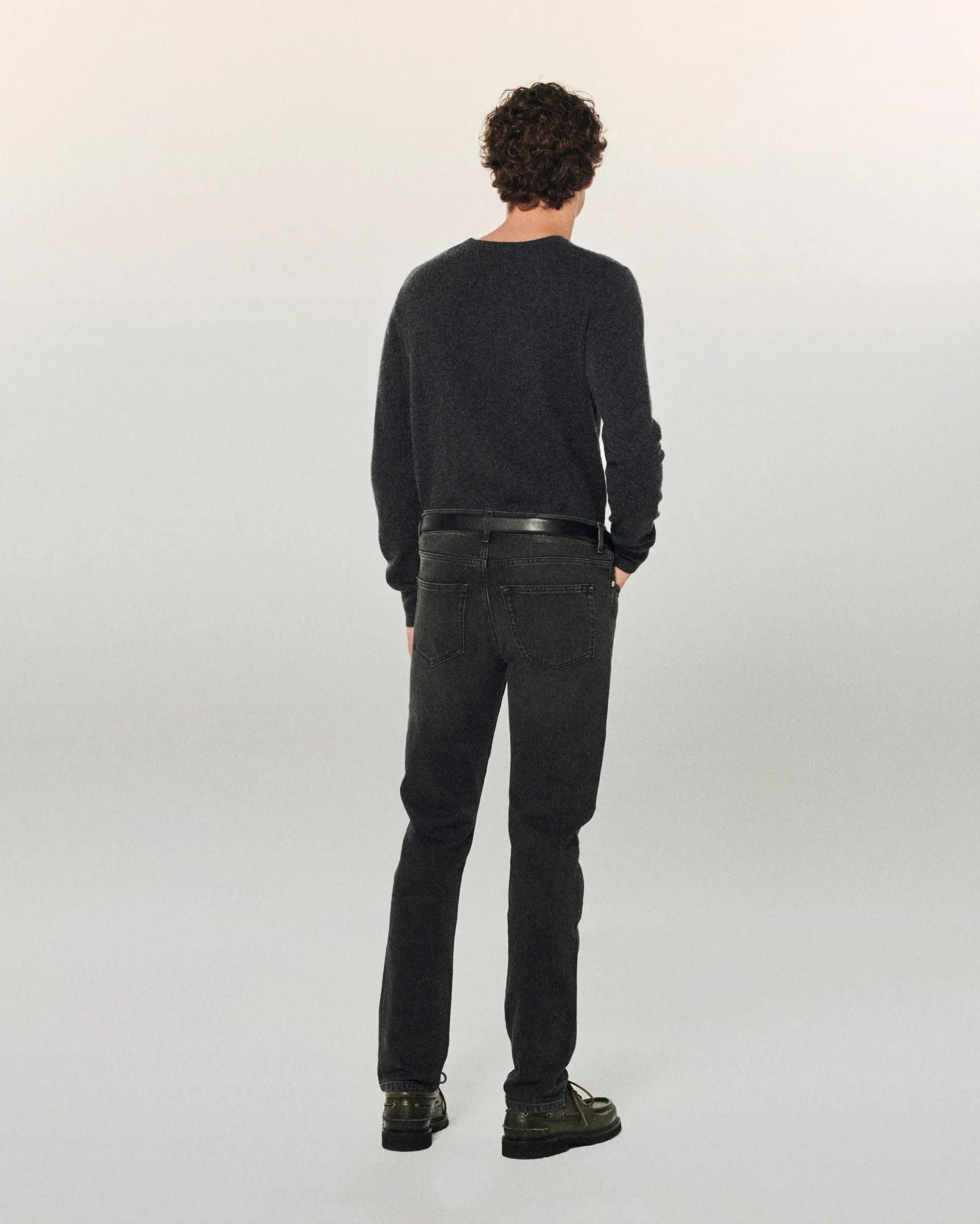 jacob_jean_slim_fit_1-2.webp JACOB Jean Slim Fit^FROM FUTURE Store