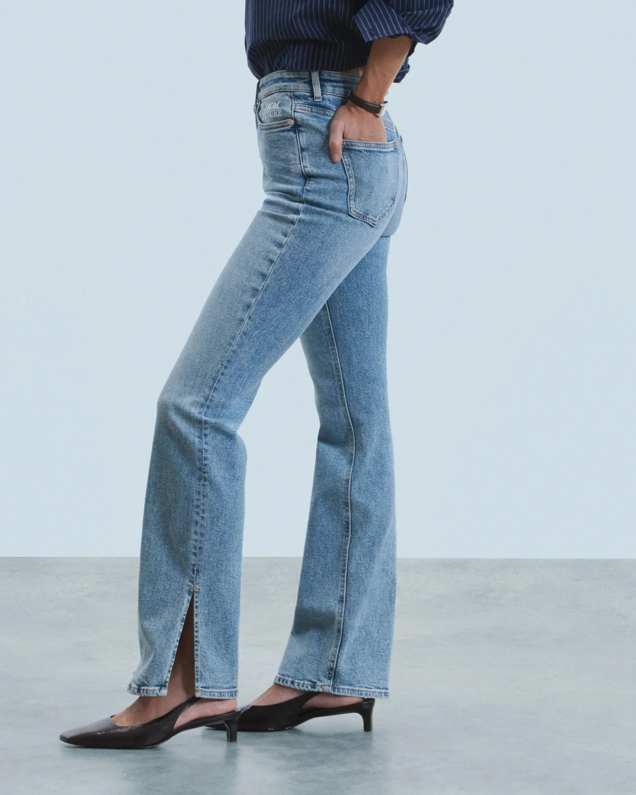 joe_jean_bootcut_fente_3-1.webp Joe Jean Bootcut Fente^FROM FUTURE Best Sale