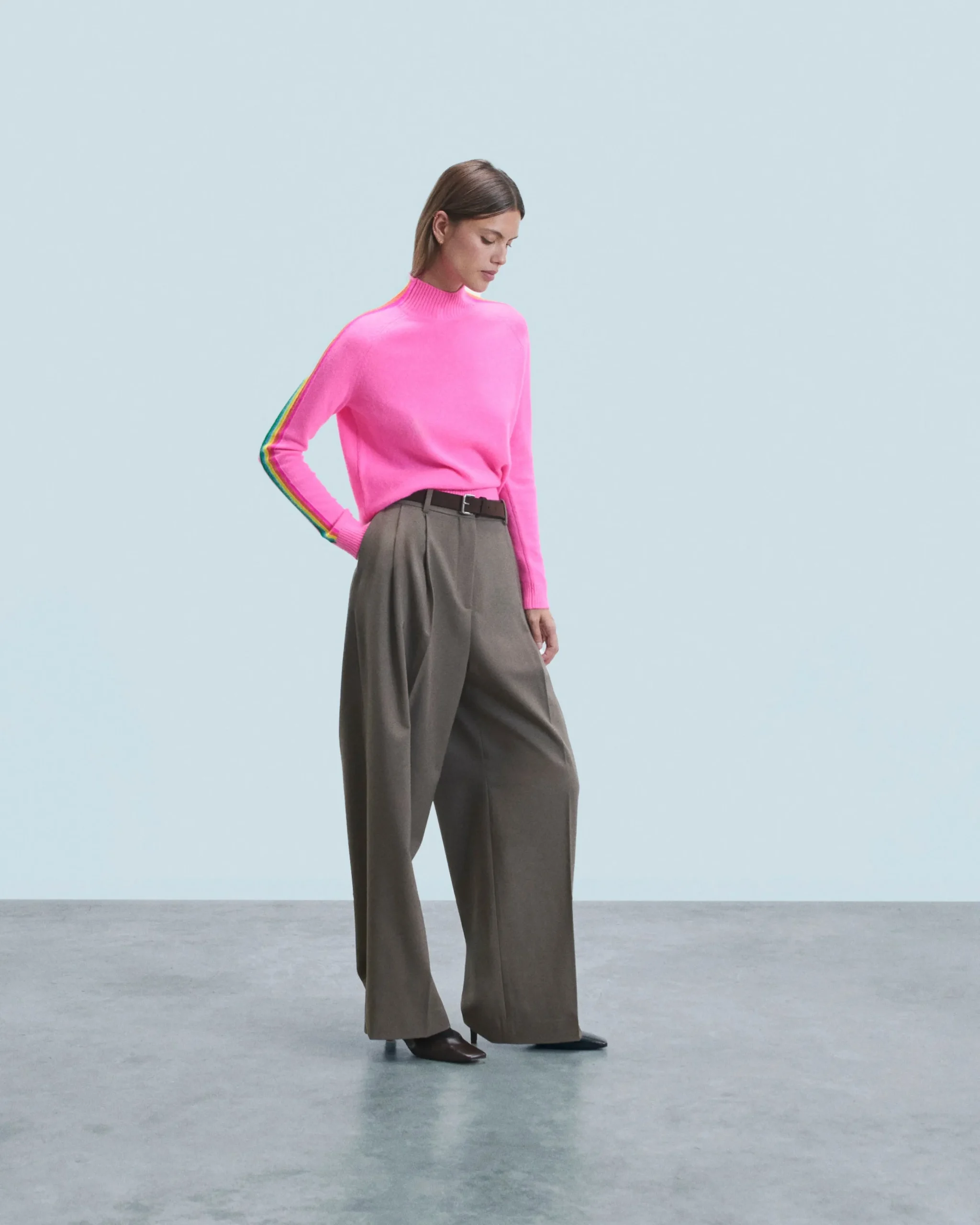 pull_col_montant_bandes_manches_multicolores_lger_4-3.webp Pull Col Montant Bandes Manches Multicolores Léger^FROM FUTURE Flash Sale