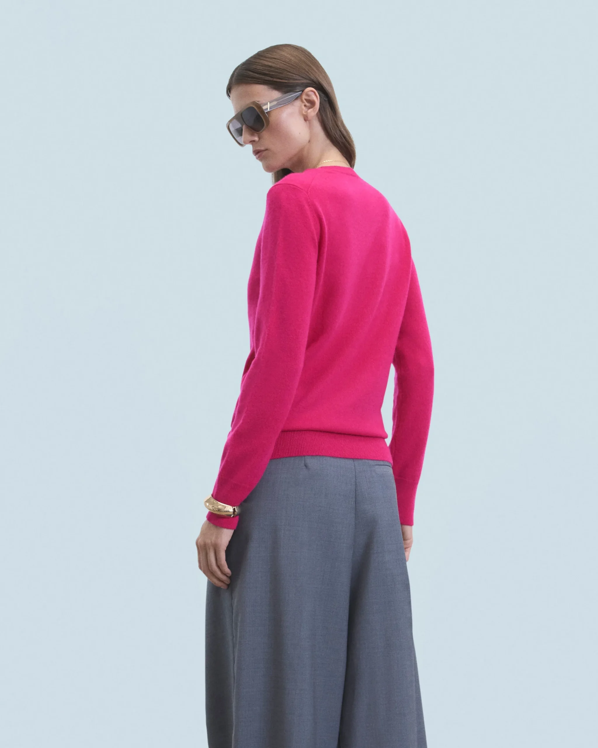 pull_col_rond_basique_3-1.webp Pull Col Rond Basique^FROM FUTURE Shop