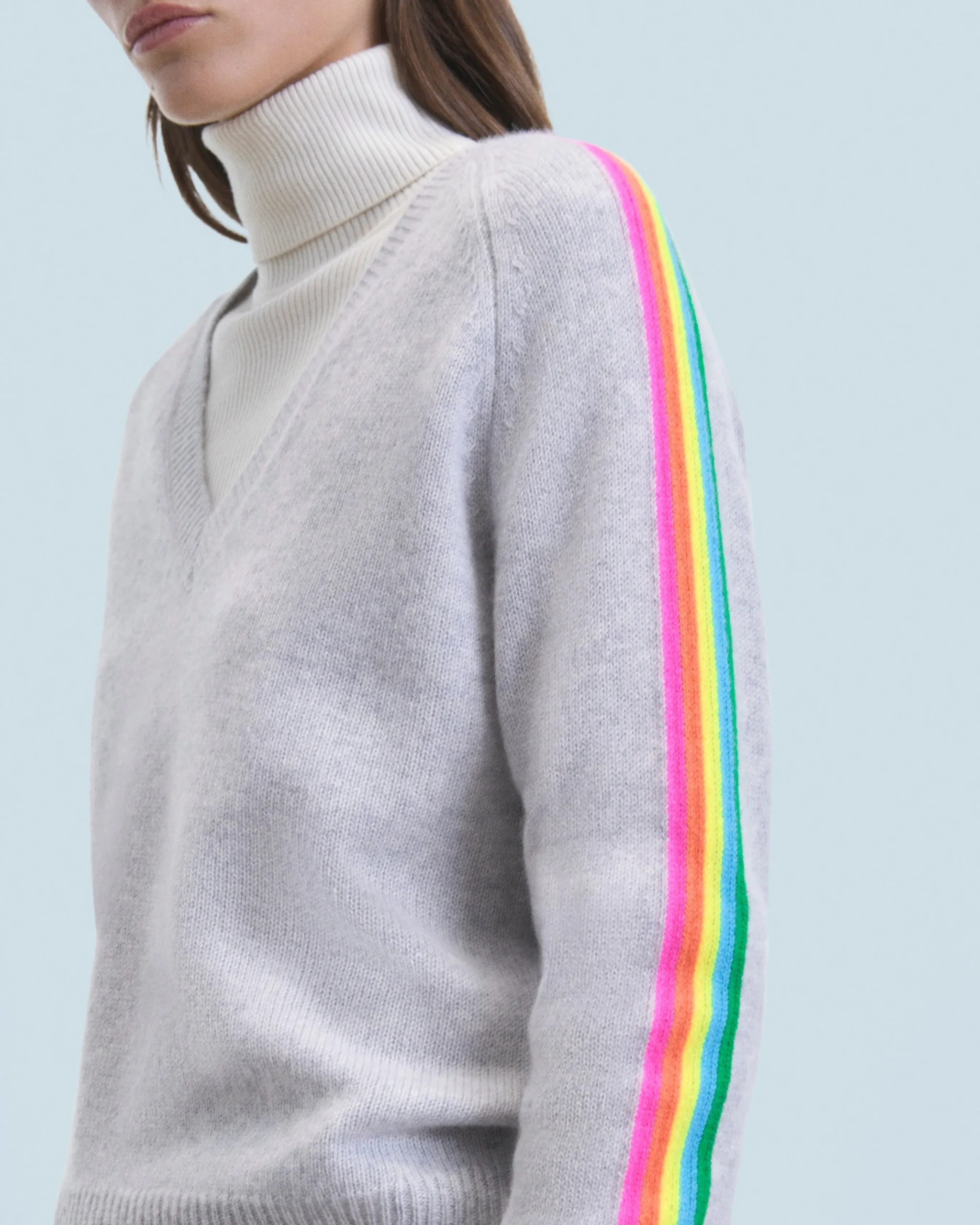 pull_col_v_bandes_manches_multicolore_1.webp Pull Col V Bandes Manches Multicolore^FROM FUTURE Online