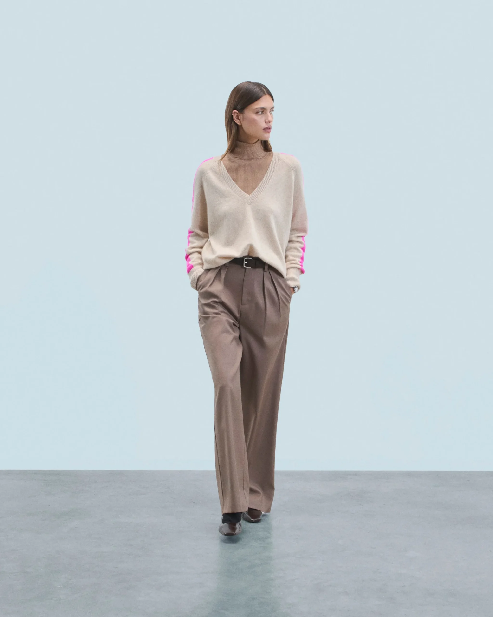 pull_col_v_oversize_bandes_bicolore_lger_2-2.webp Pull Col V Oversize Bandes Bicolore Léger^FROM FUTURE Store