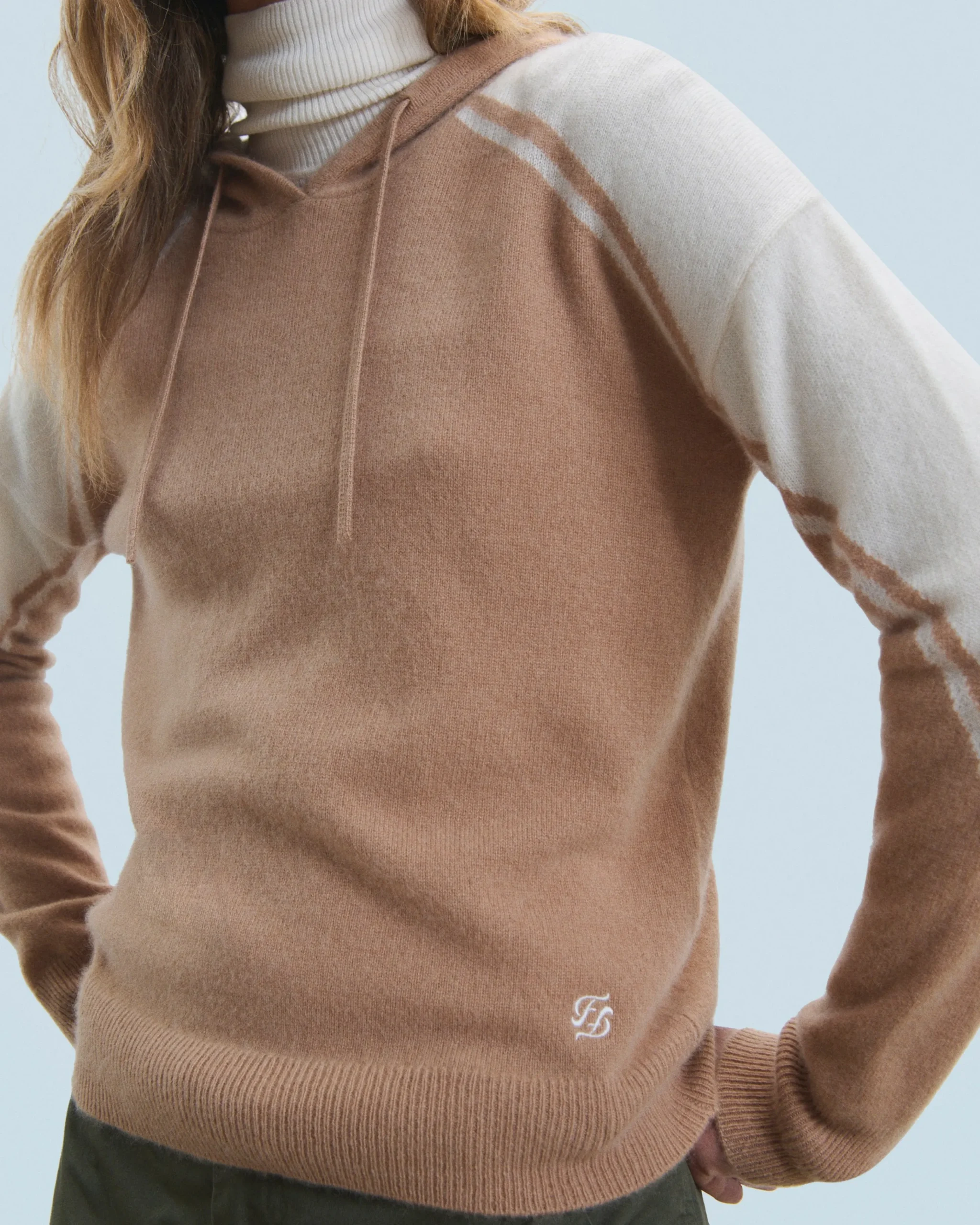 pull_hoodie_1-1.webp Pull Hoodie^FROM FUTURE Fashion