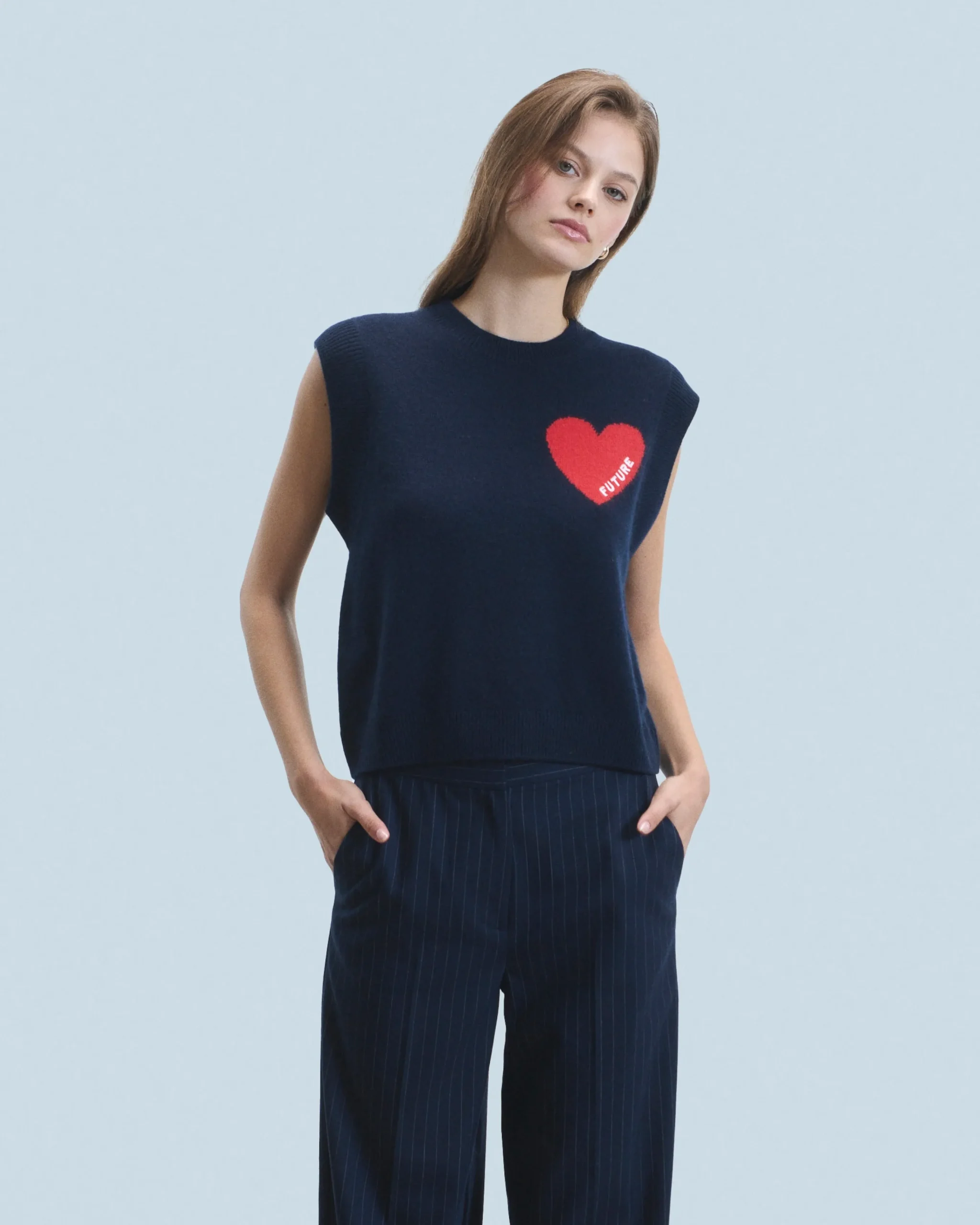 pull_sans_manches_coeur_lger_0.webp Pull Sans Manches Coeur Léger^FROM FUTURE Cheap