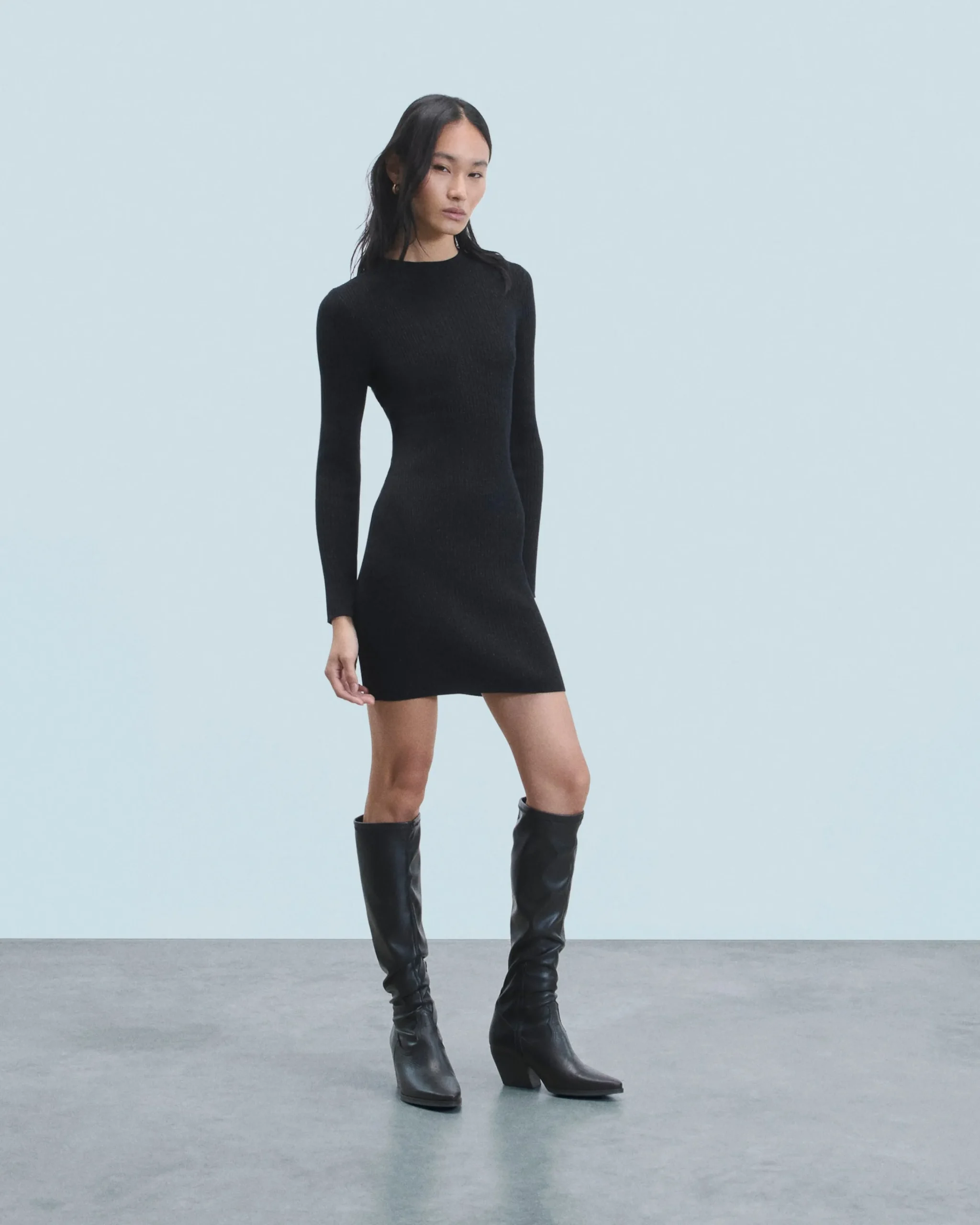 robe_courte_manche_longue_metallise_0.webp Robe Courte Manche Longue Metallisée^FROM FUTURE Shop