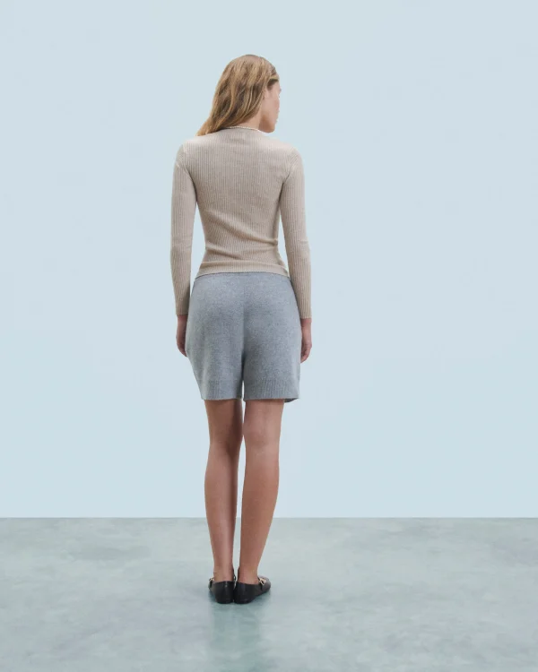 Short Bermuda^FROM FUTURE Discount