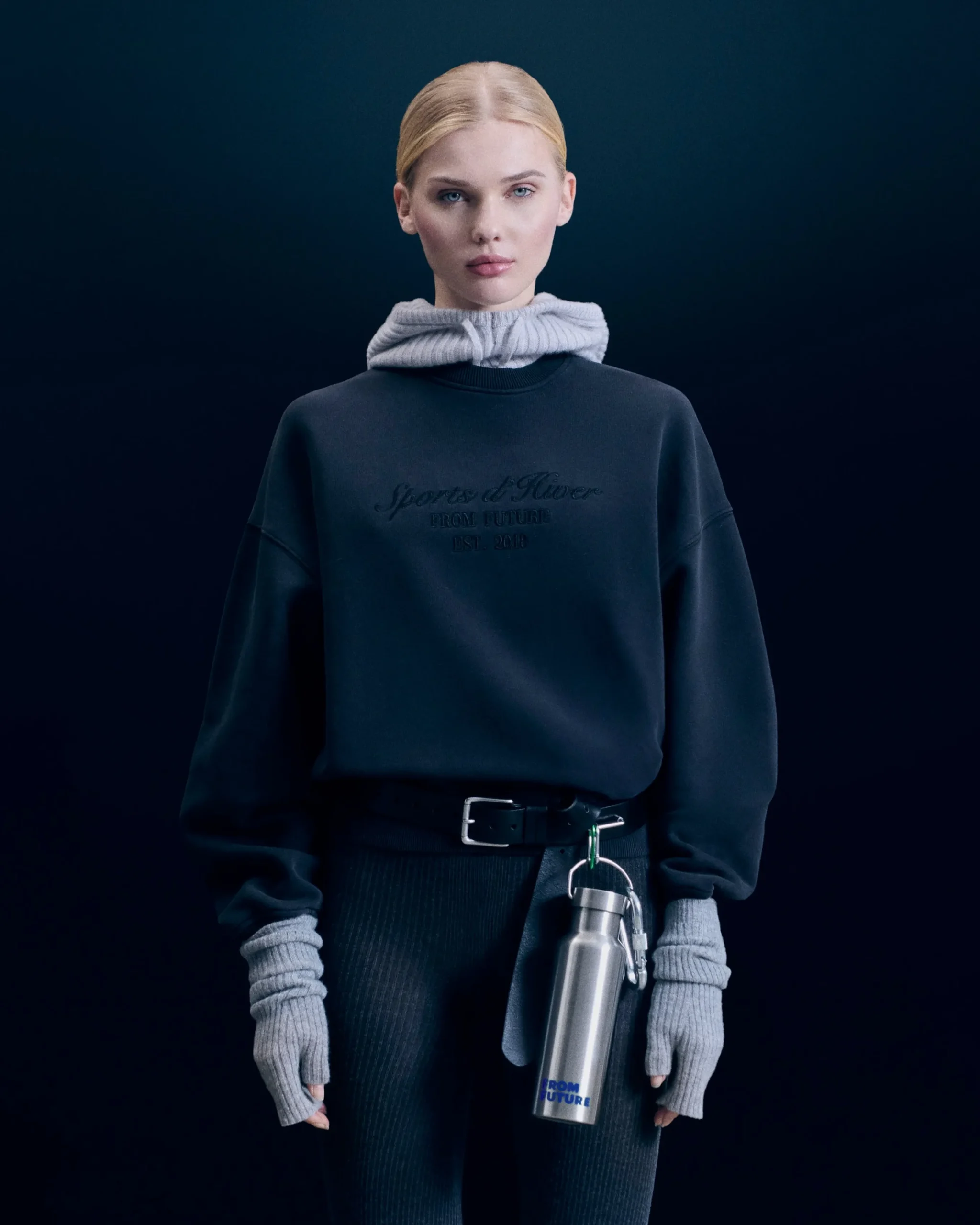sweatshirt_hoodie_ski_club_0.webp Sweatshirt Hoodie Ski Club^FROM FUTURE Clearance