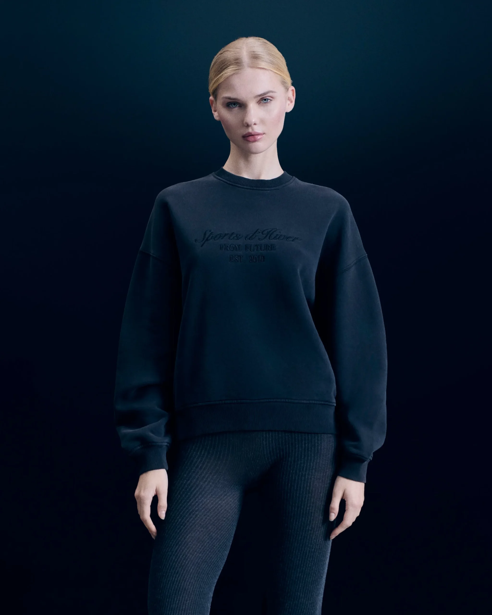 sweatshirt_hoodie_ski_club_4.webp Sweatshirt Hoodie Ski Club^FROM FUTURE Clearance