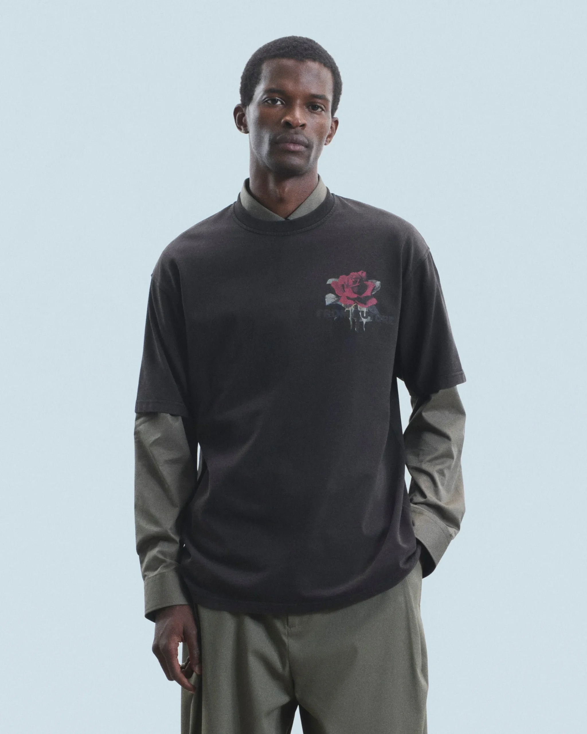 tshirt_col_rond_manches_courtes_roses_0.webp T-shirt Col Rond Manches Courtes Roses^FROM FUTURE Clearance